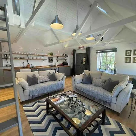 The Coach House Apartamento Alderbury Exterior foto