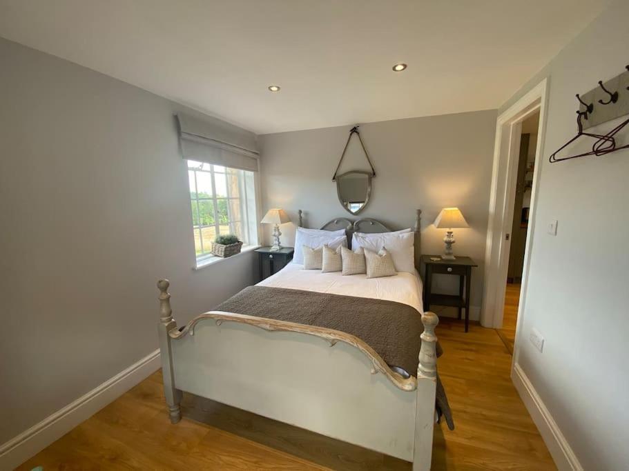 The Coach House Apartment *